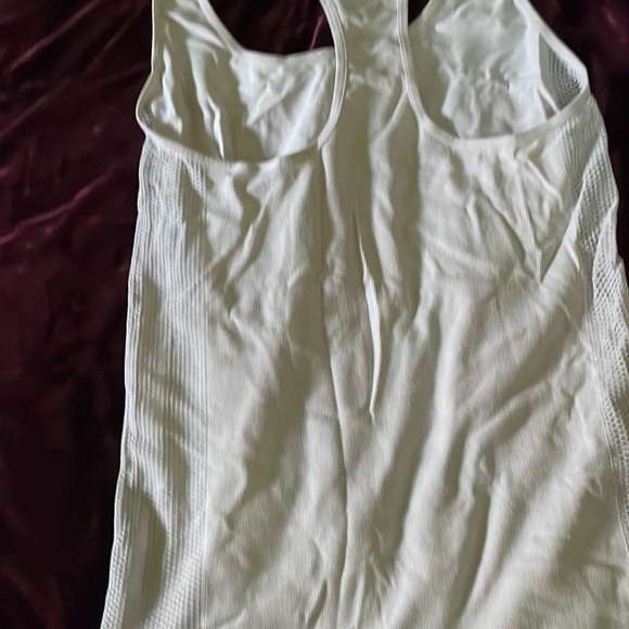 AVAILABLE - Forever 21 - workout racer back tank w/ mesh sides. - Picture 2 of 3